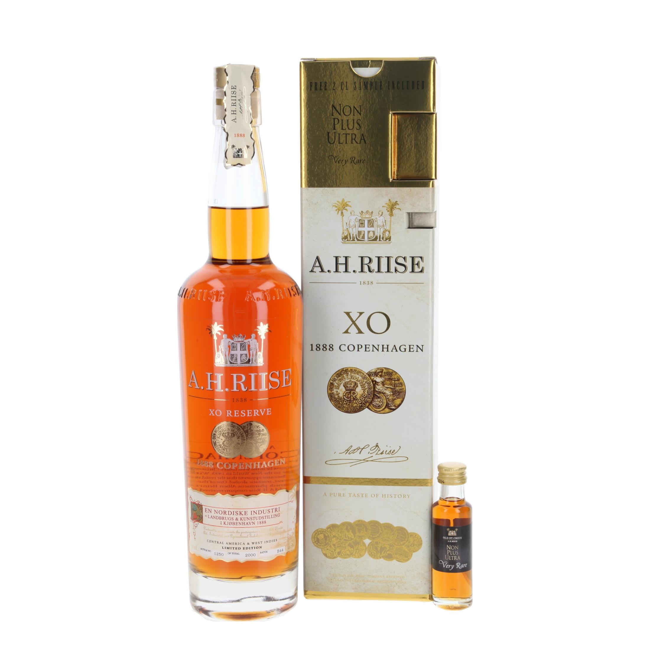 Ром A.H. Riise 1888  Spirit XO Reserve with Non Plus Ultra Mini 720 ml