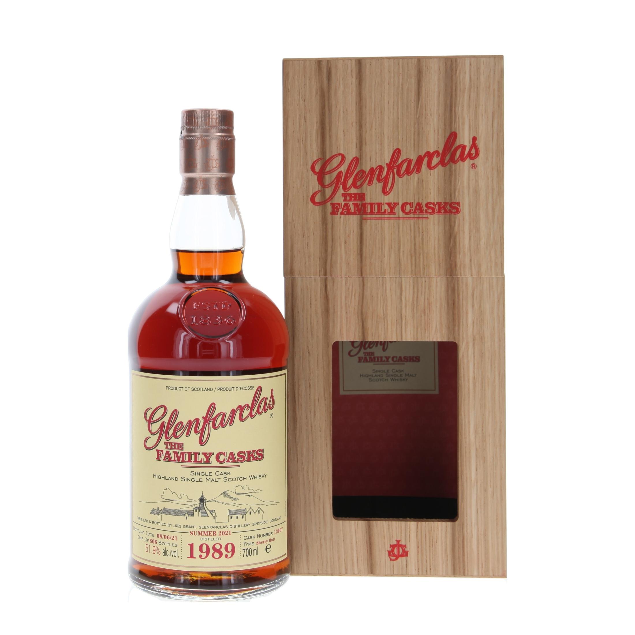 Виски Glenfarclas Family Casks 31 Лет 1989/2021 700 ml